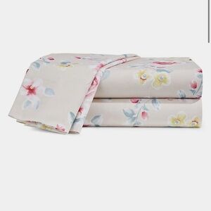 Distinctly Home

Made In Portugal Printed Sheet Set
Queen